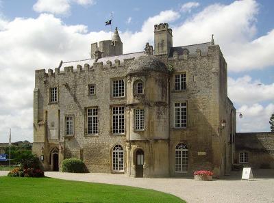 chateau de creully-normandie-bbc