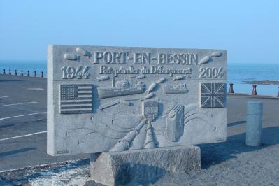 Port en bessin-operation pluto-1944