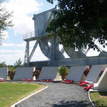 Mémorial dédié à la 6th Airborne