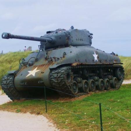 Char Sherman devant Utah beach