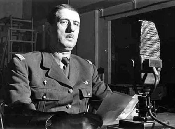 Charles de gaulle au micro de la  bbc pendant la seconde guerre mondiale