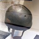 Où est exposé le casque du Major Howard ?