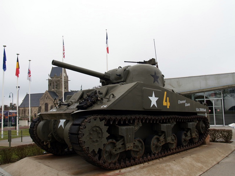 char sherman-airborne museum-normandy