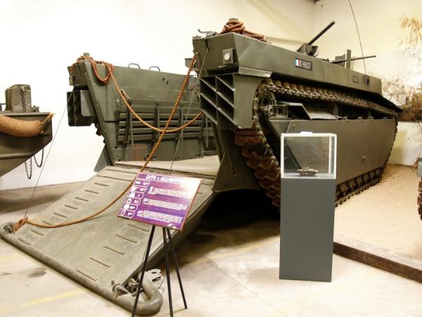 LVT4 Alligator-WW2