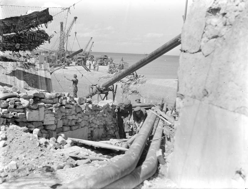 port en bessin-pipeline 1944